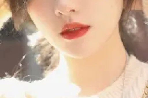 小八卦：盘点多位明星的热辣话题与商业动向